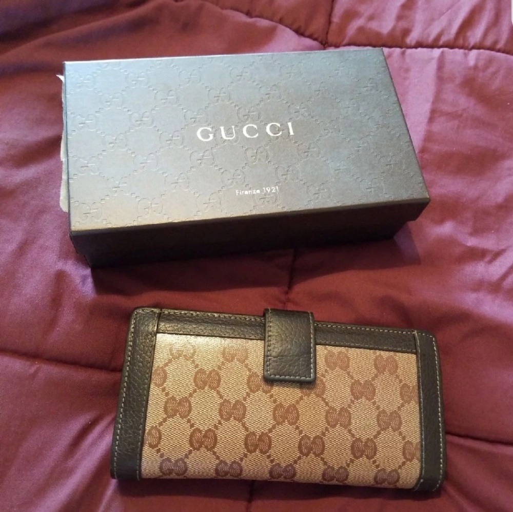 Gucci wallet
